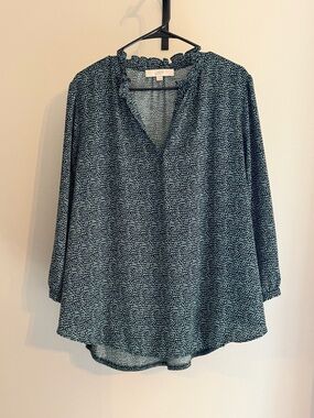 Loft Women's Navy & Green Printed V-Neck Blouse